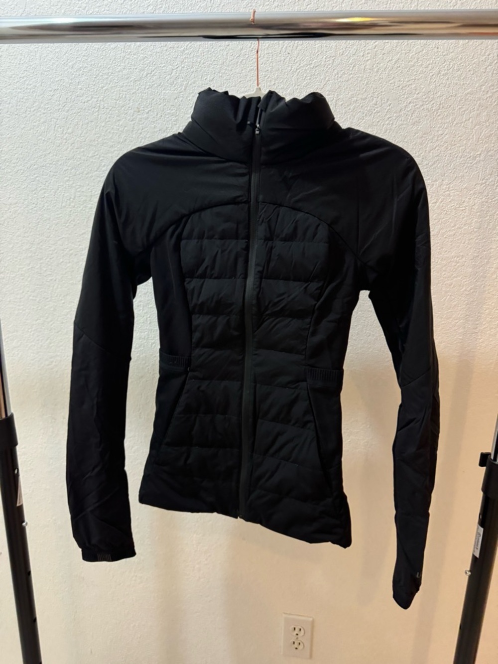 Lululemon Women's Black Quilted Hybrid Jacket